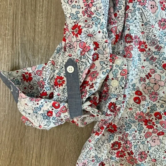 Tommy Hilfiger Floral Camp Shirt size M Lightweight Feminine Coquette Retro - Picture 12 of 14